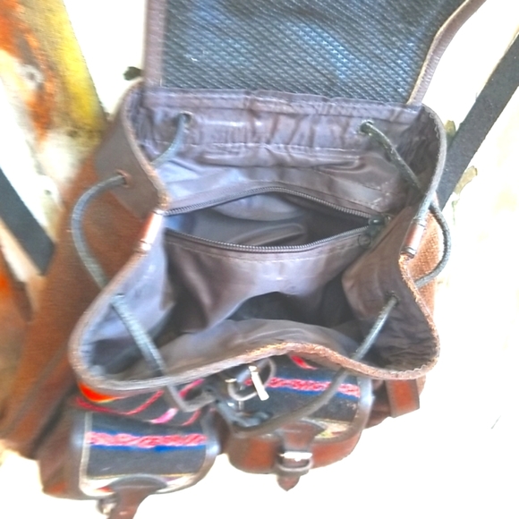 Taos LEATHER Blanket Wool Handcrafted Pockets Buckles Straps Unique BACKPACK EUC - Picture 16 of 16